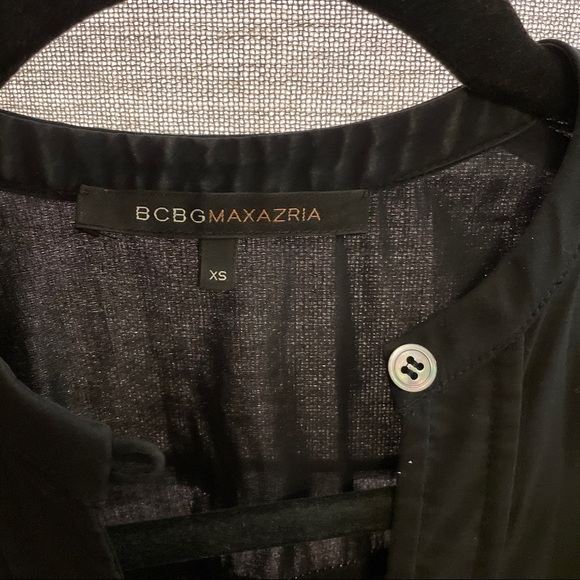 BCBG chic black dress - Picture 2 of 2